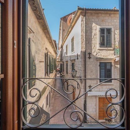 Sasha Di Cattaro - Old Town Lux Apartment エクステリア 写真