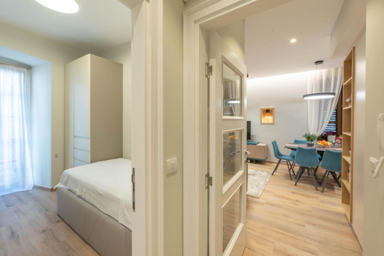 Sasha Di Cattaro - Old Town Lux Apartment エクステリア 写真