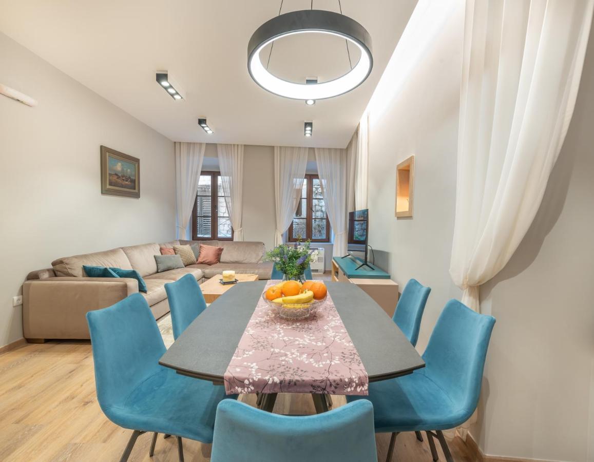 Sasha Di Cattaro - Old Town Lux Apartment エクステリア 写真